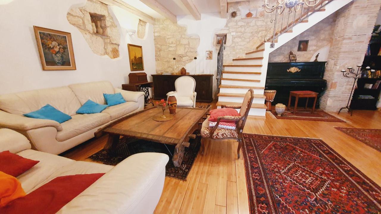 Villa Kazun With Private Pool And Two Gardens Marčana エクステリア 写真
